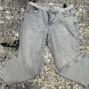 Good American x Zara blue jeans